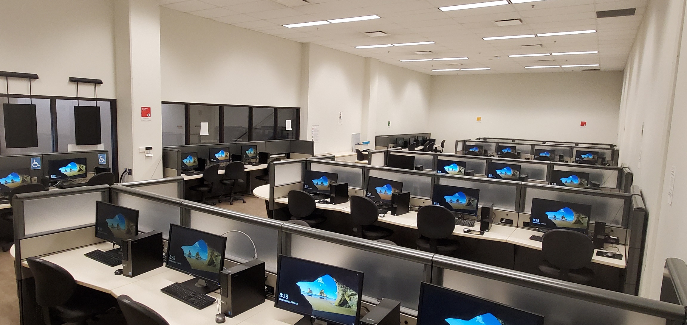 A.B. Parikh Law College Kadi Infrastructure photo 2