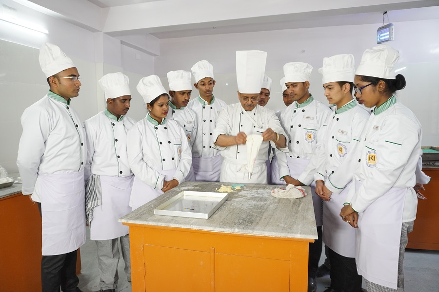 Kingston Educational Institute Kolkata KSMS Labs photo 3