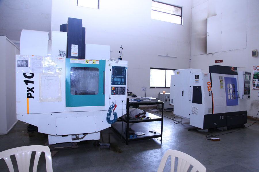 Atmiya Institute for Management Studies, Atmiya University Rajkot Workshop photo 7