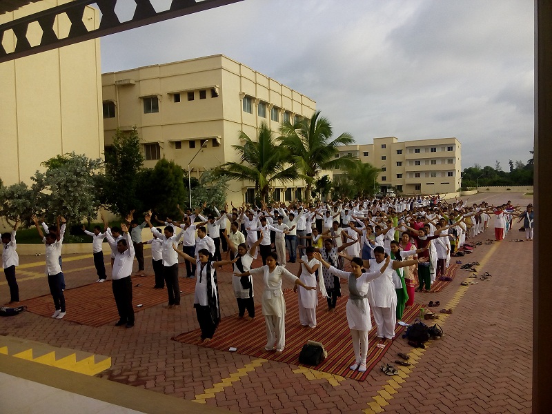 Vallabh Budhi Polytechnic Navsari Yoga Day photo 4