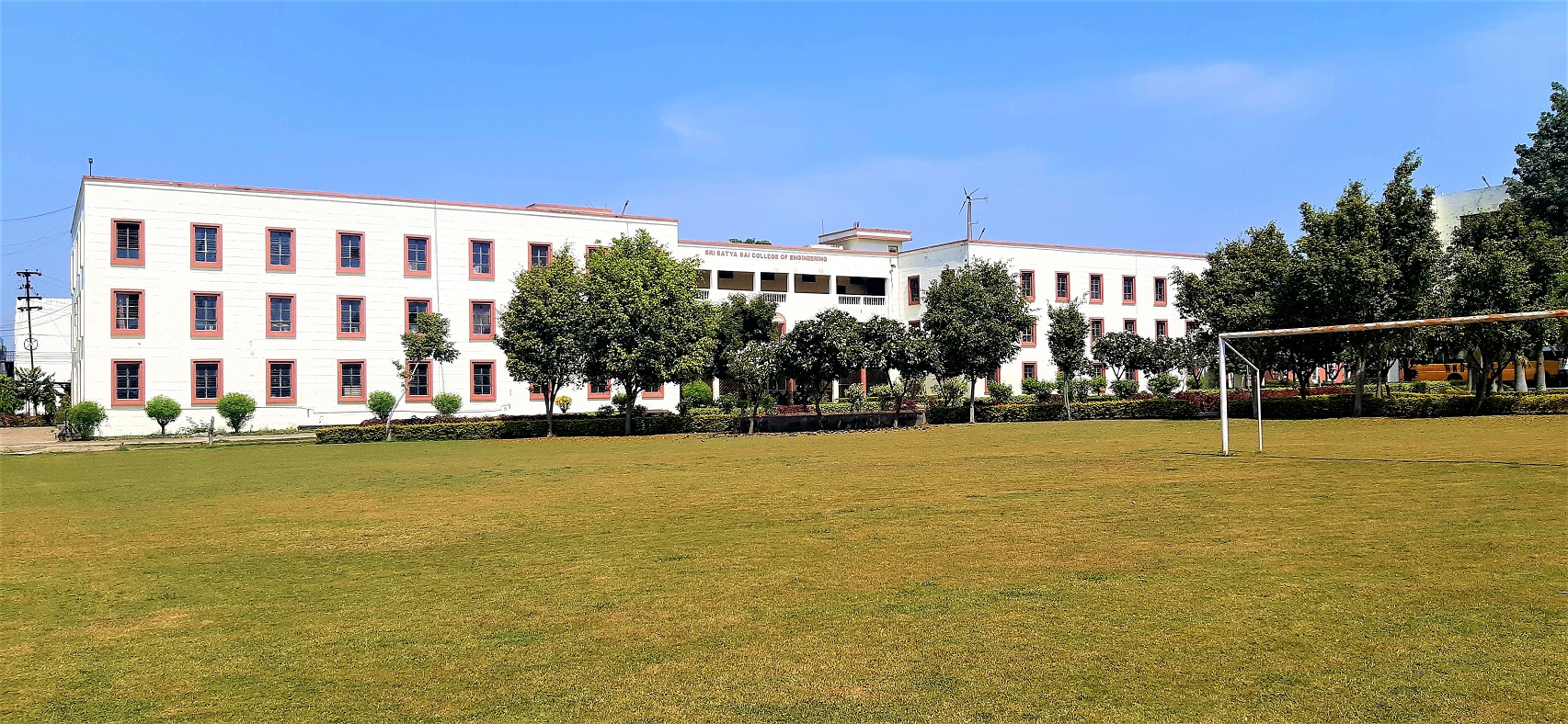 RKDF University Bhopal Academic Building photo 12