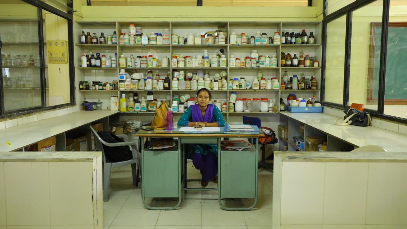 Shree Dhanvantary Pharmacy College Surat Campus photo 4