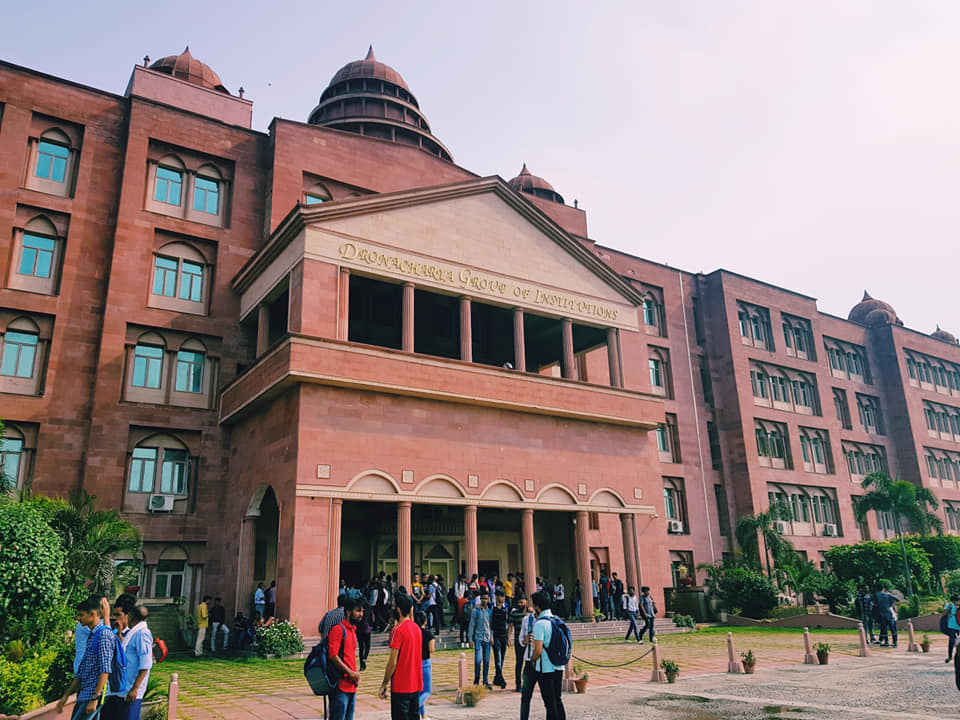 Dronacharya Group of Institutions Greater Noida Academic Building photo 17