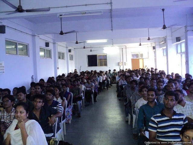 S B Polytechnic Vadodara Facilities photo 4