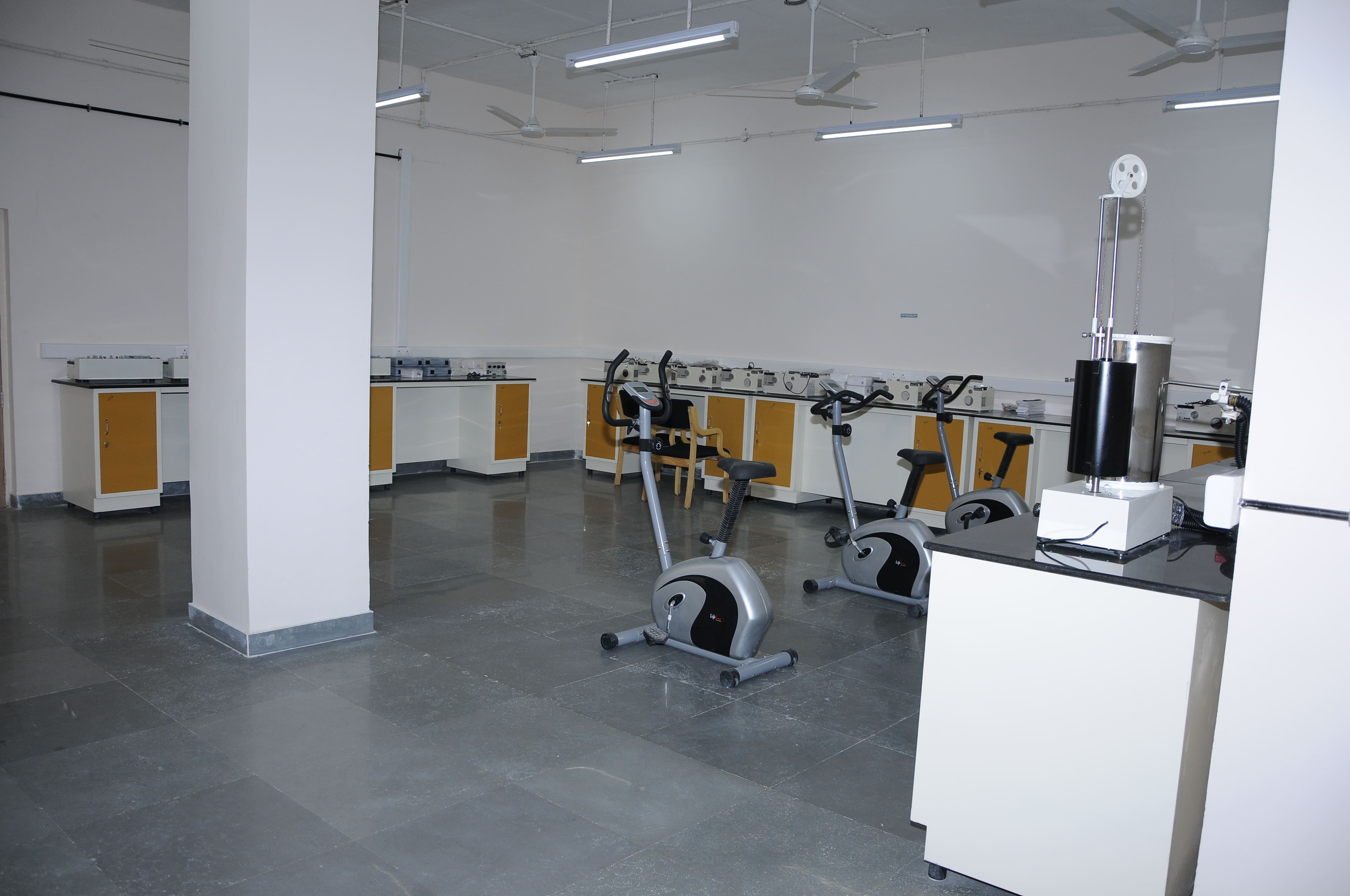 The Apollo University Chittoor Labs photo 3