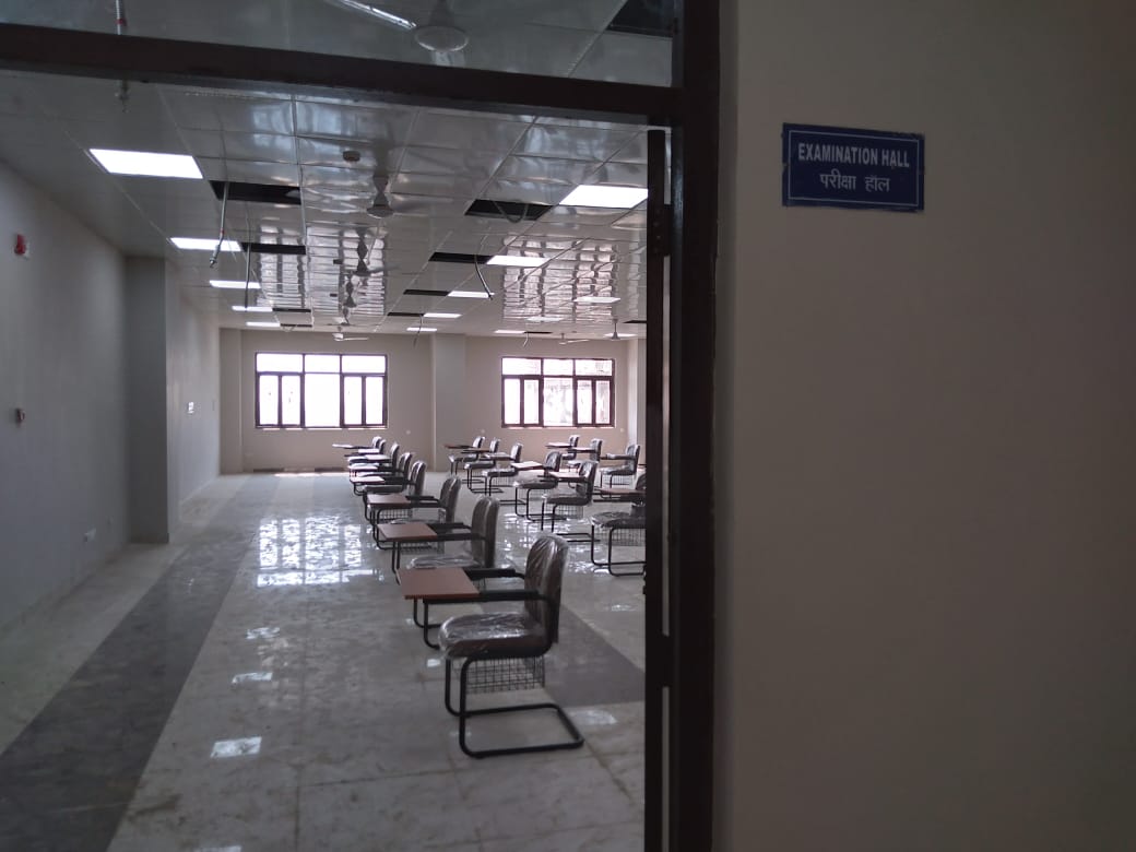 Autonomous State Medical College Basti Academic Buildings photo 3