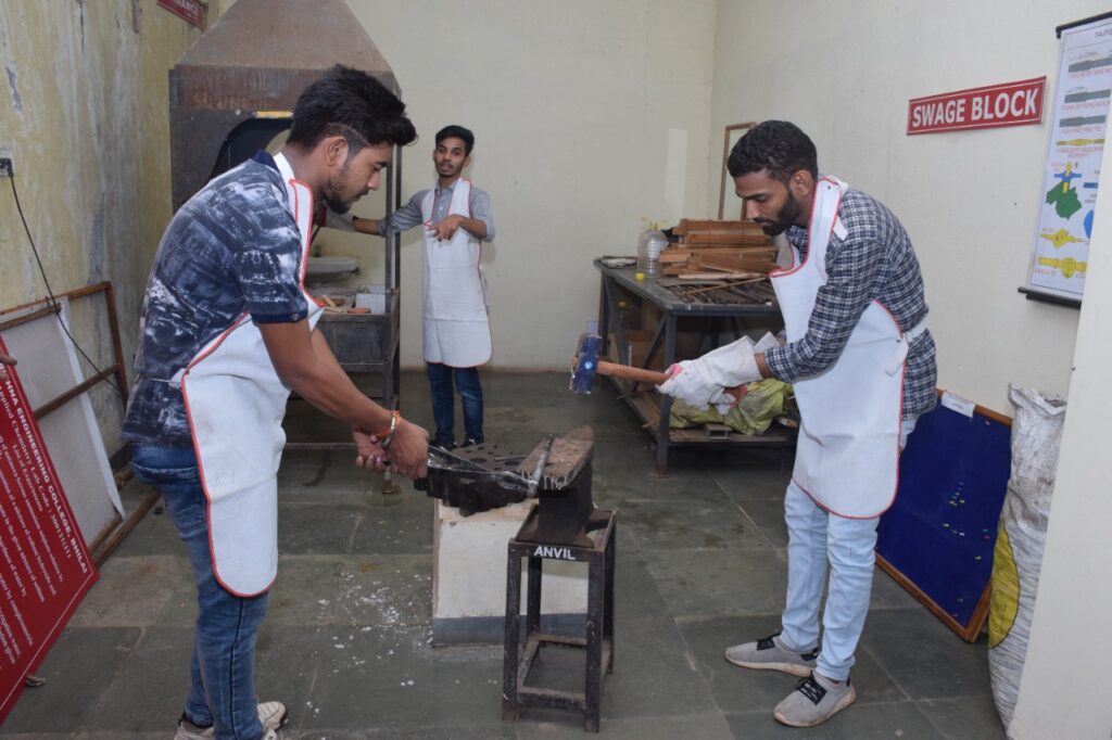 Krishna Engineering College Bhilai Workshop photo 2