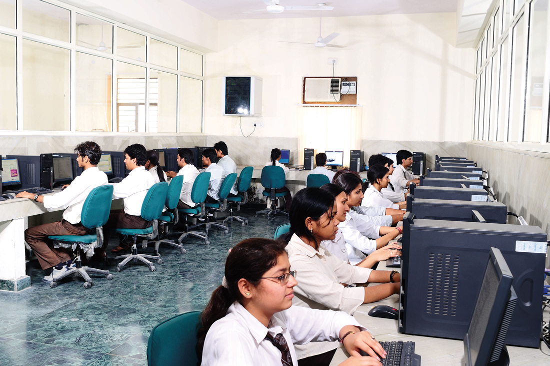 Dronacharya Group of Institutions Greater Noida Academic Building photo 23