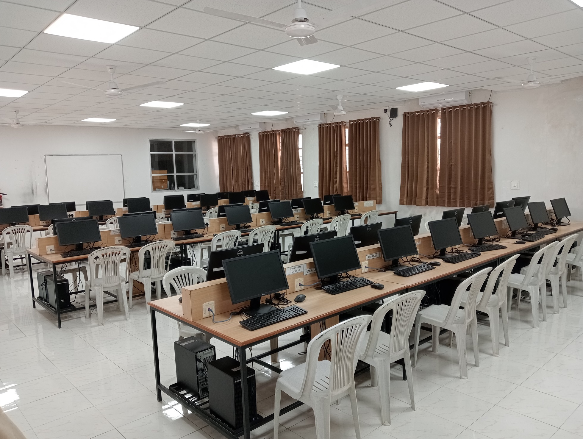 CVM University Anand Campus photo 40