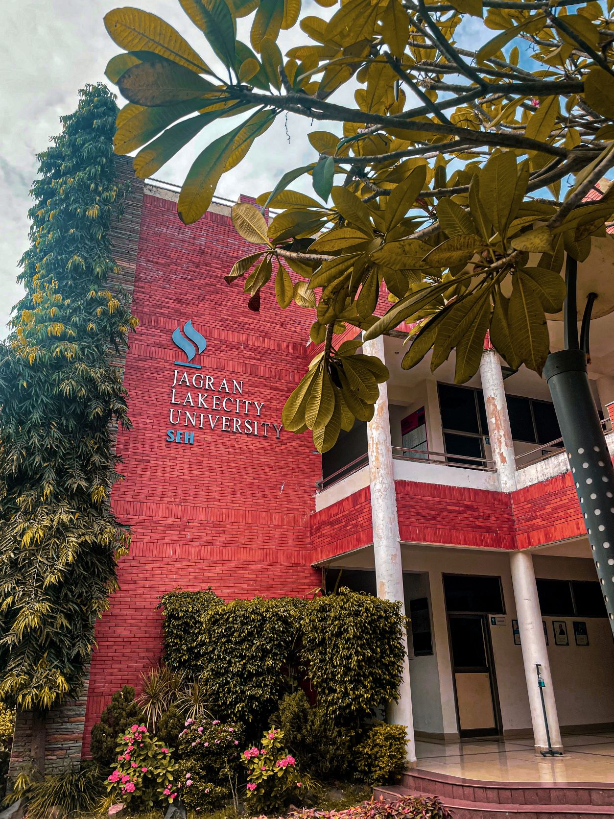 JLU Bhopal Infrastructure and Facilities photo 9