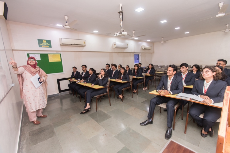 IES's Management College and Research Centre Mumbai Student Life photo 7
