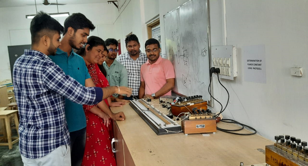 TNU Physics Department photo 6