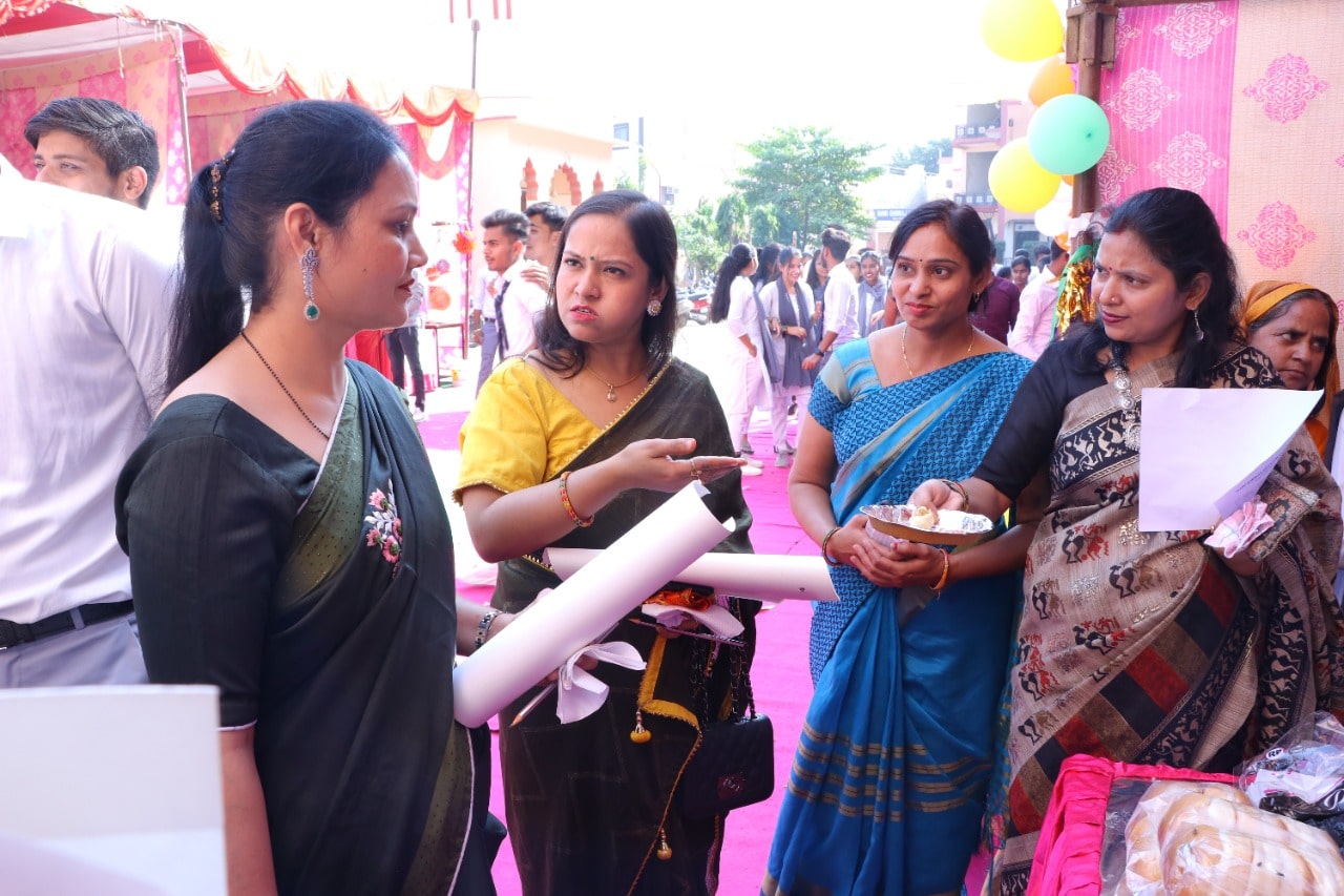 Shri Girraj Maharaj College Mathura Children Day photo 7