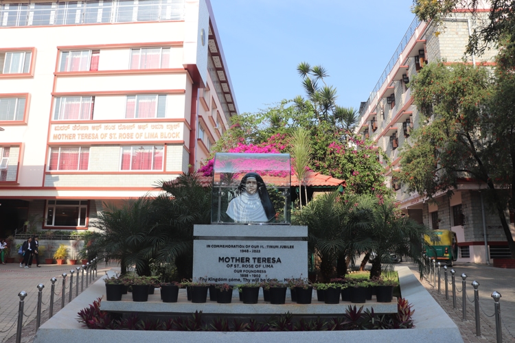 Mount Carmel College Autonomous Campus photo 5