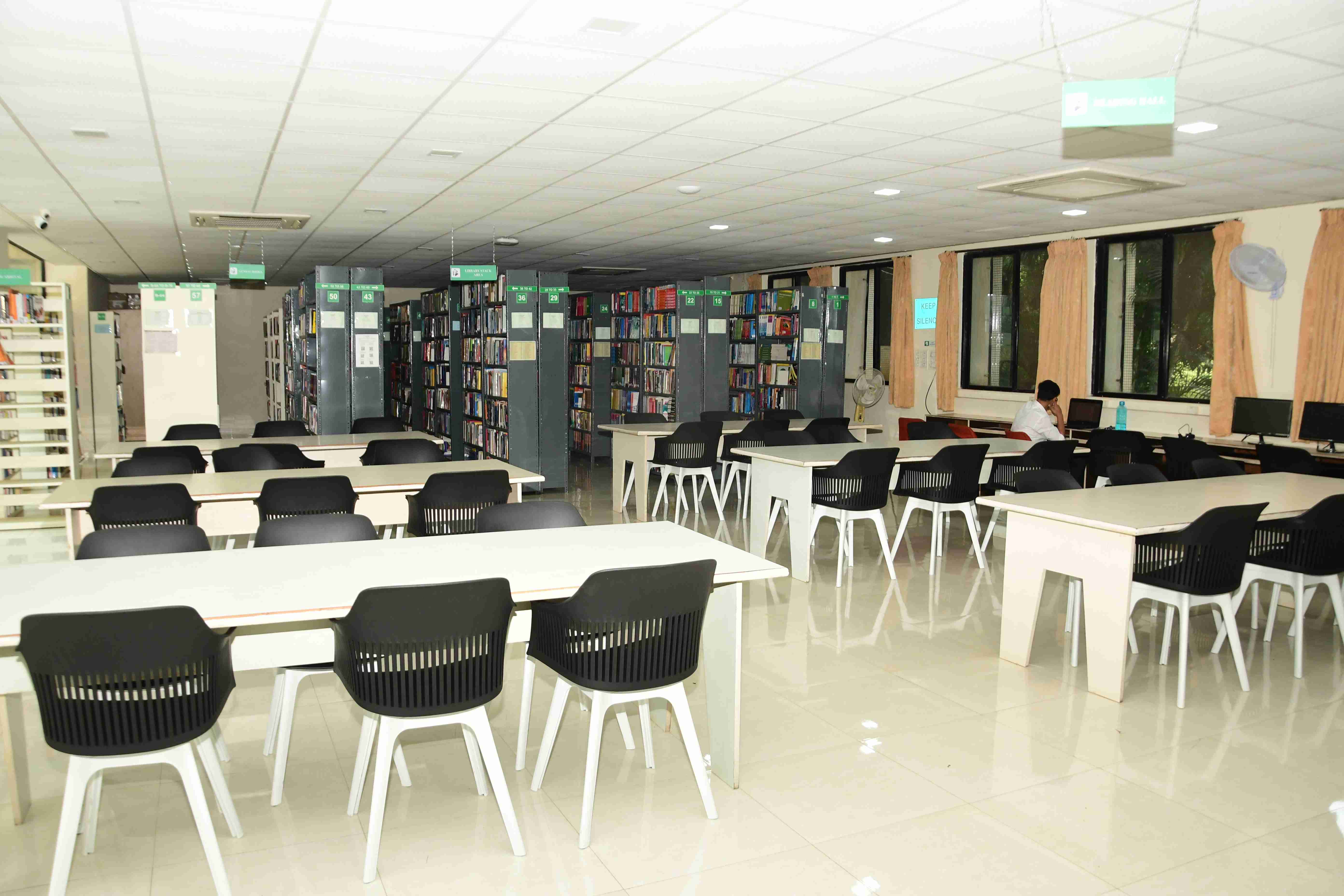 ISB&M College Of Commerce Pune Facility photo 9