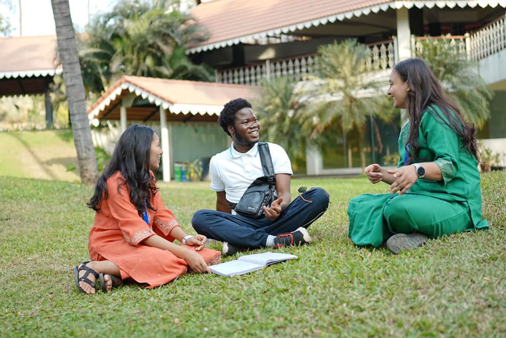 S-VYASA University University Academic Building photo 17