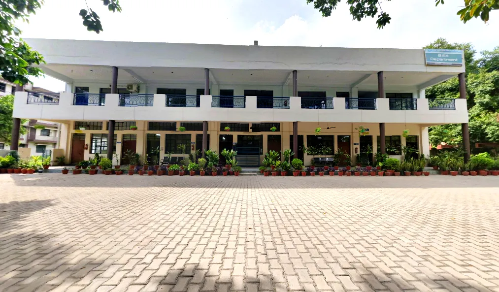 Ram Chameli Chadha Vishvas Girls College, Ghaziabad: Courses, Fees ...