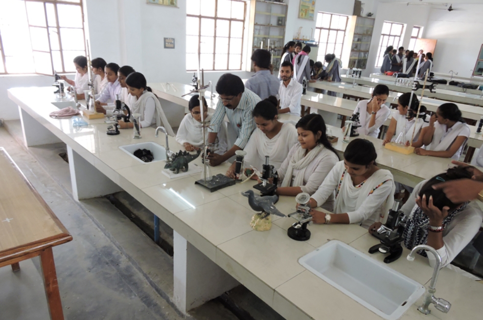 Dr. Ghanshyam Singh P.G College Varanasi Campus photo 6