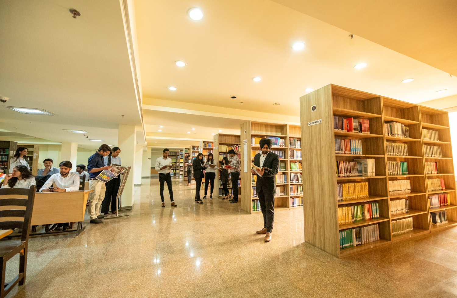 K R Mangalam University, School of Basic & Applied Sciences Library photo 2