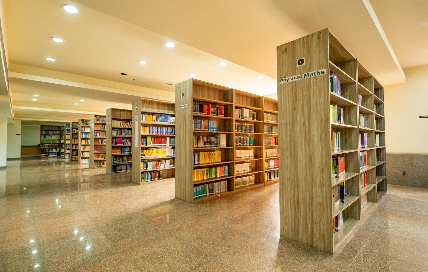 K R Mangalam University, School of Basic & Applied Sciences Library photo 3