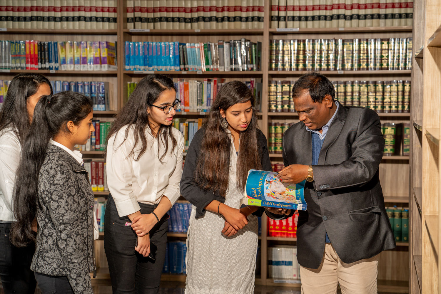 K R Mangalam University, School of Basic & Applied Sciences Library photo 4