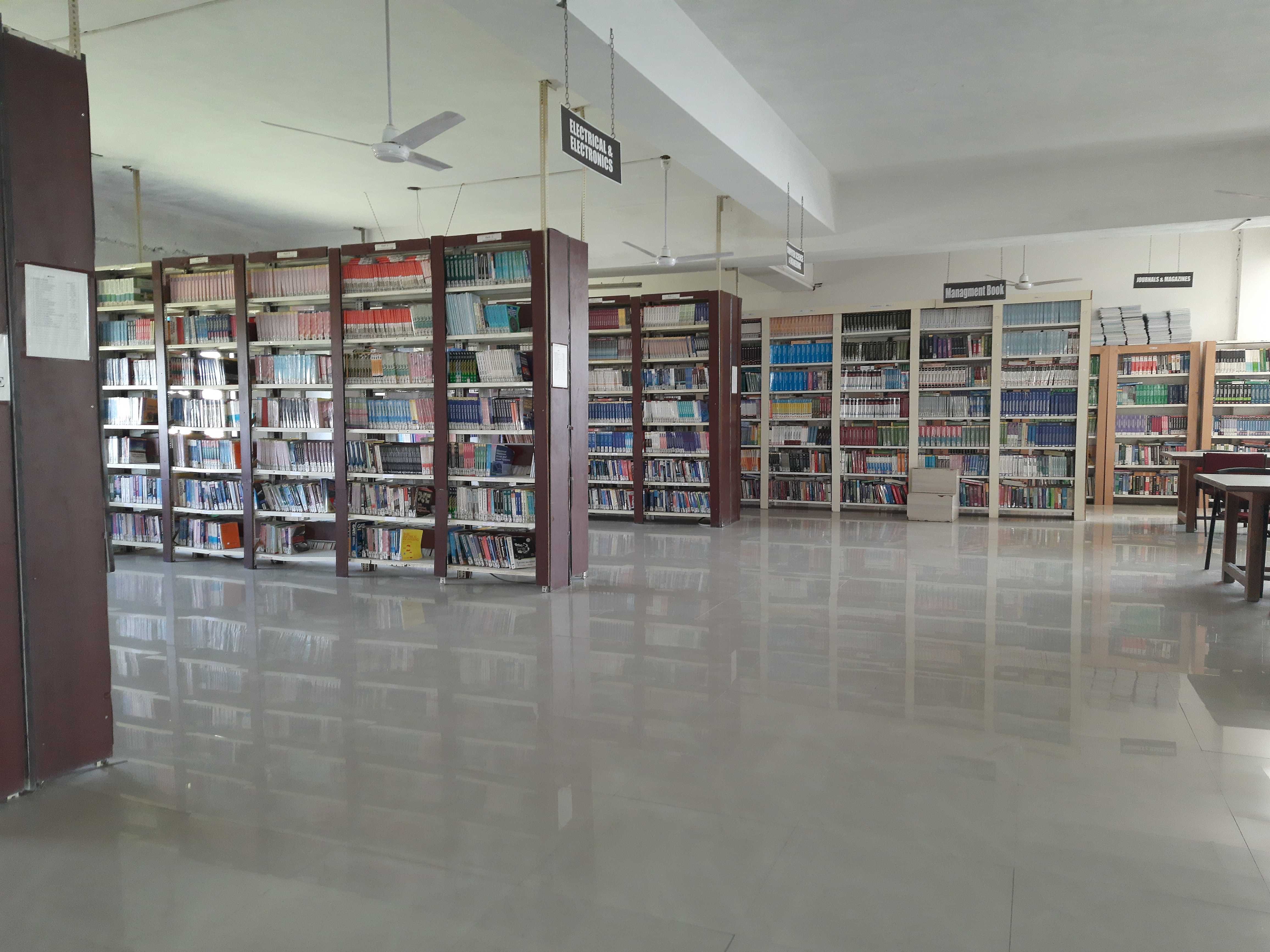 Sri Aurobindo Institute of Technology Indore College Campus photo 46