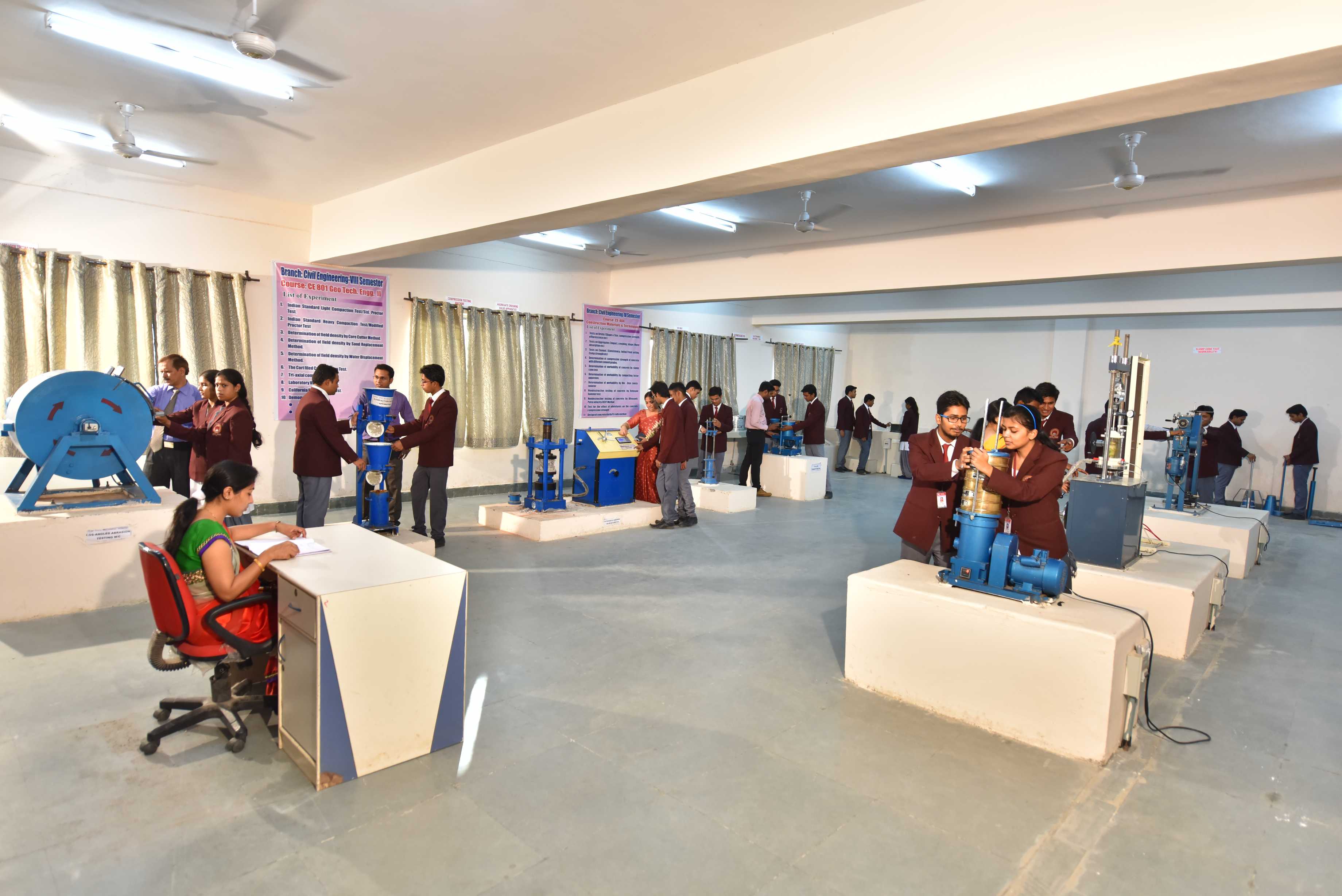 Technocrats Group of Institutions Bhopal Laboratories and Equipments photo 3