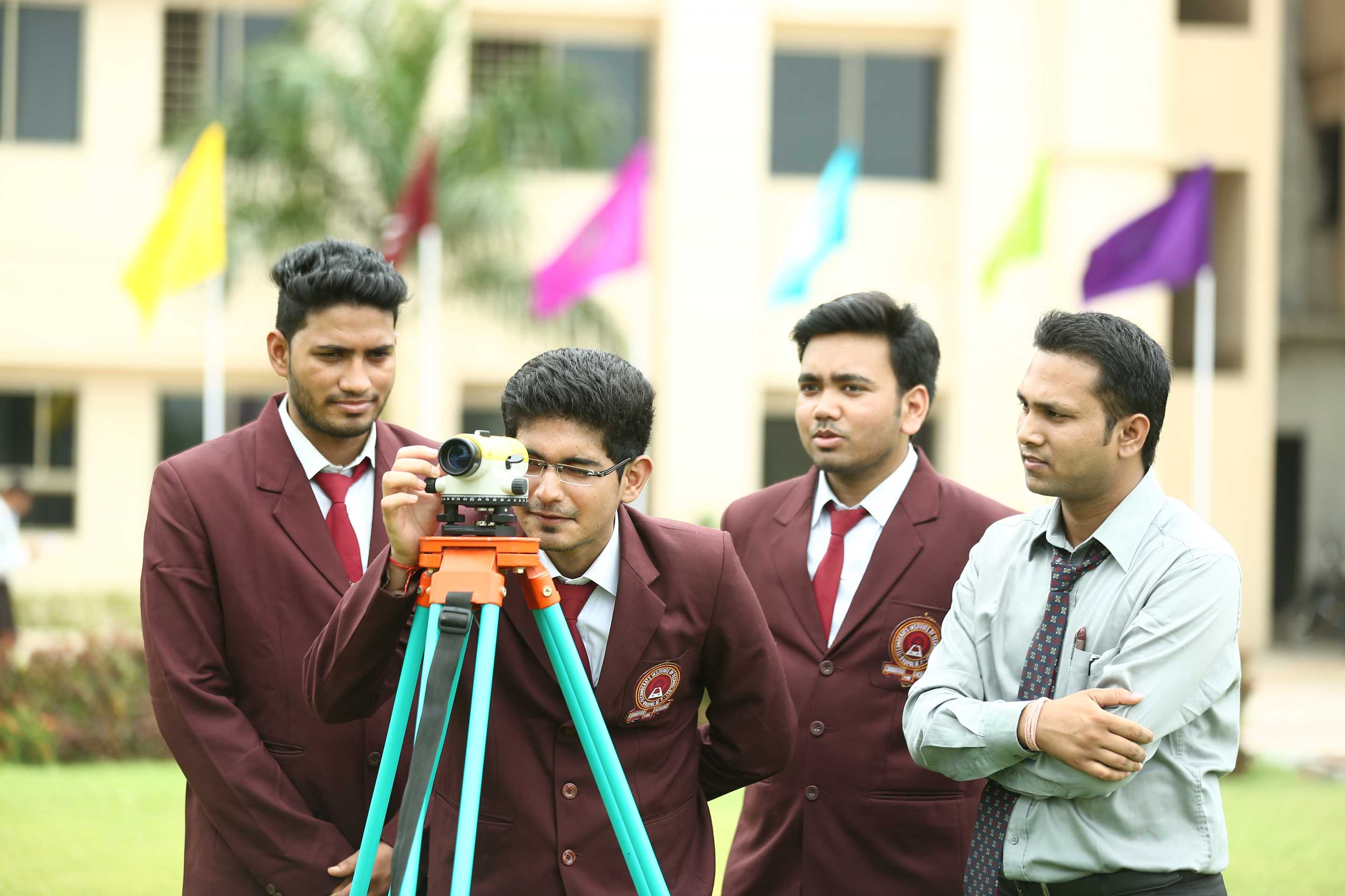 Technocrats Group of Institutions Bhopal Laboratories and Equipments photo 5