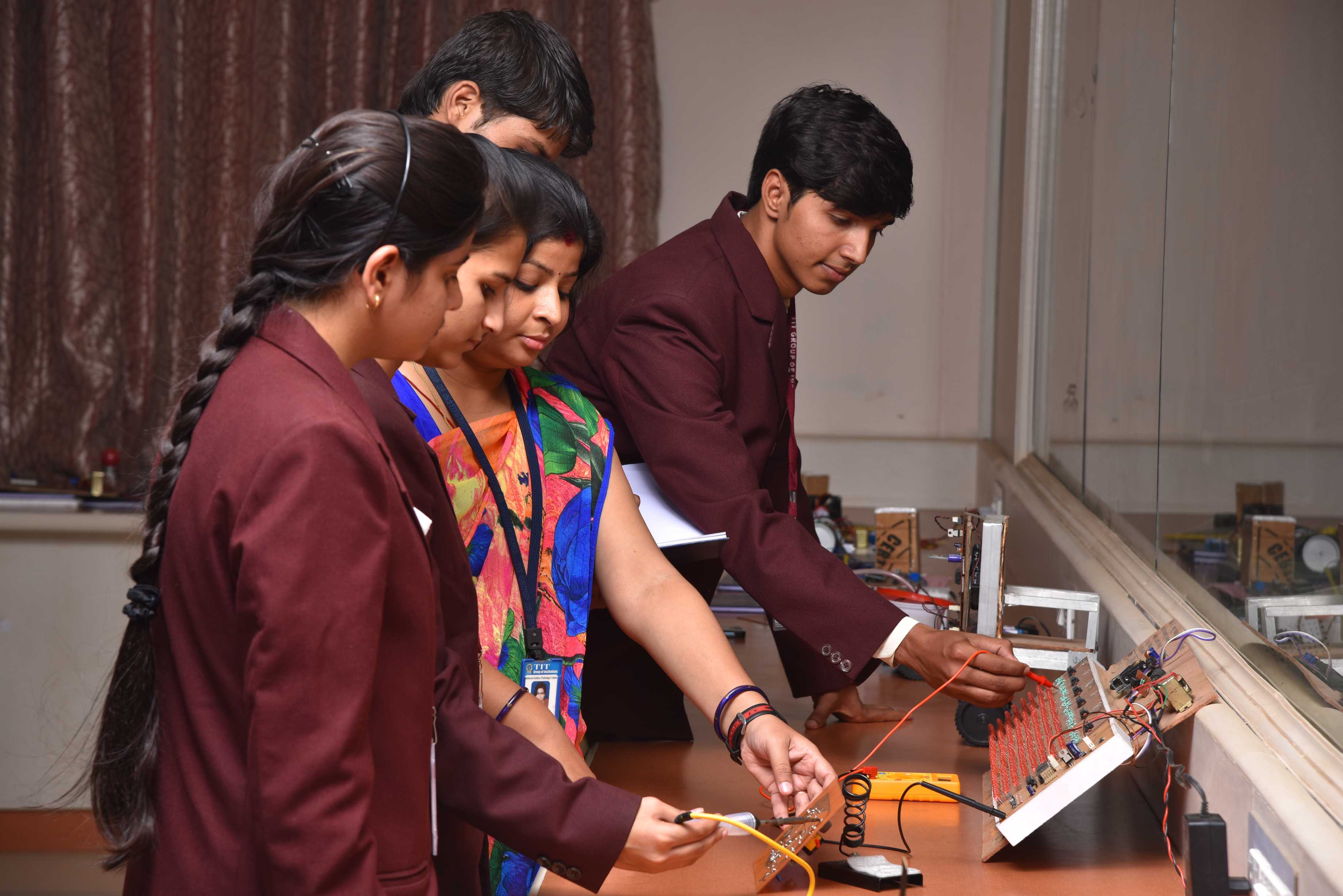Technocrats Group of Institutions Bhopal Laboratories and Equipments photo 9
