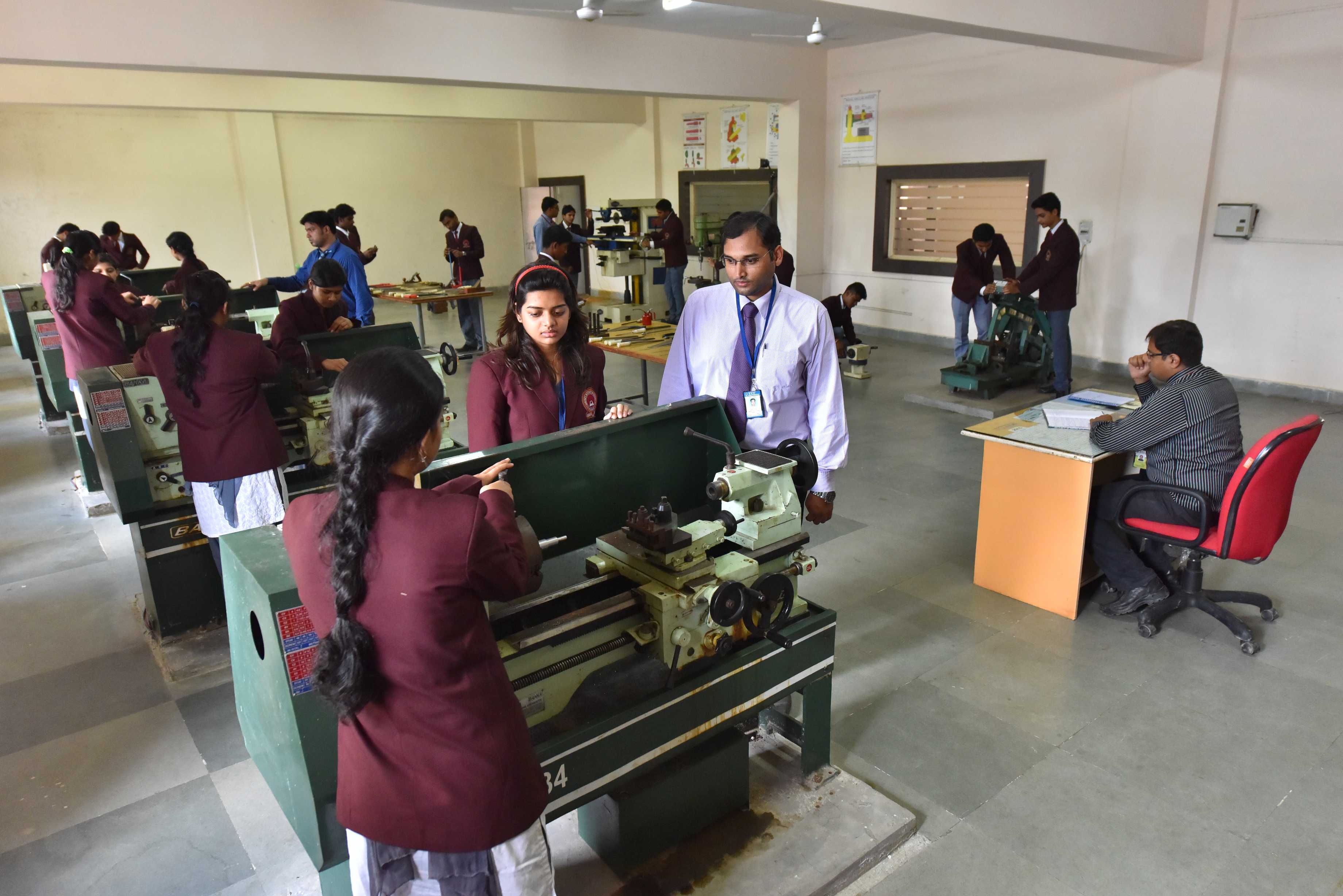 Technocrats Group of Institutions Bhopal Laboratories and Equipments photo 18