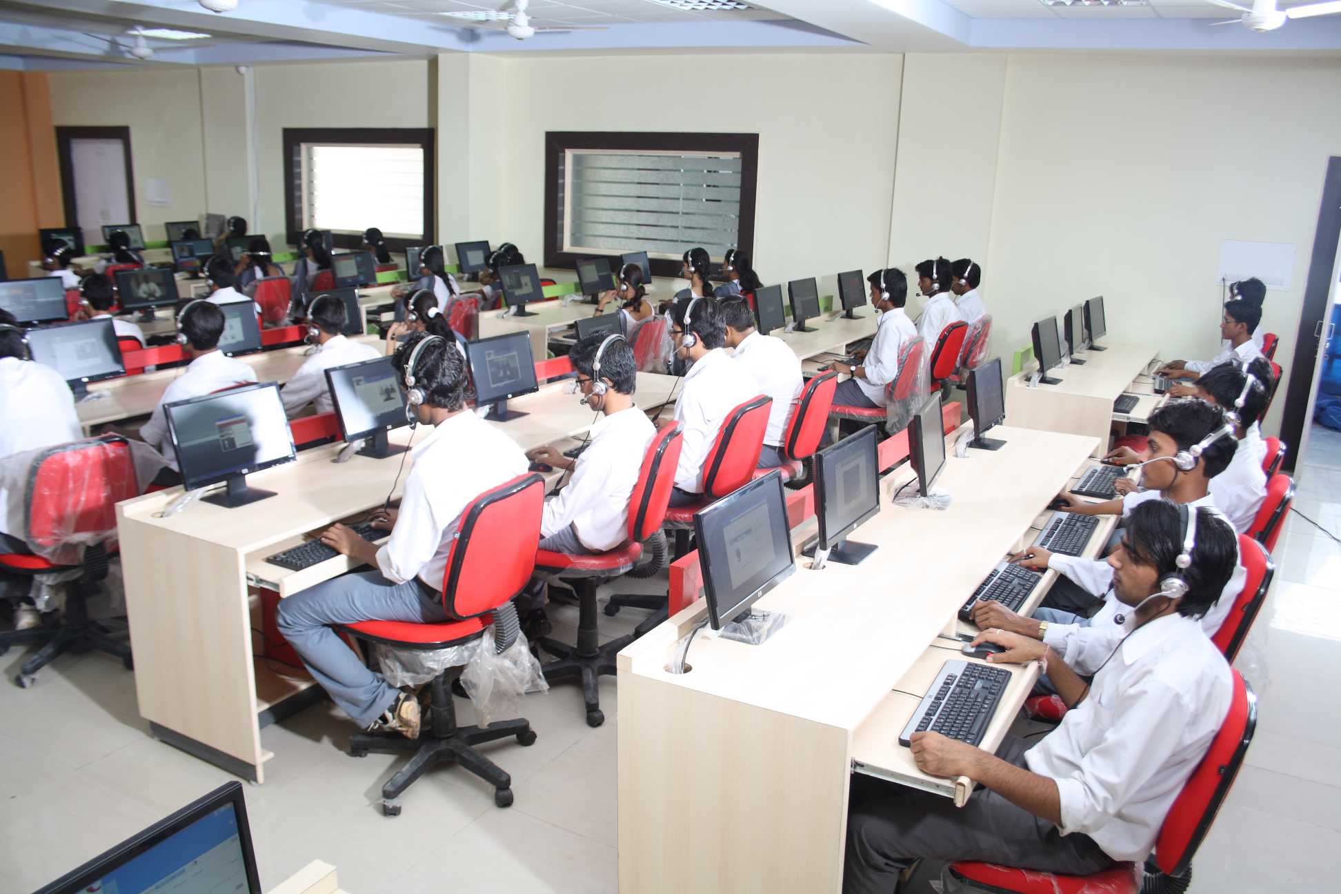Technocrats Group of Institutions Bhopal Computer Lab photo 16