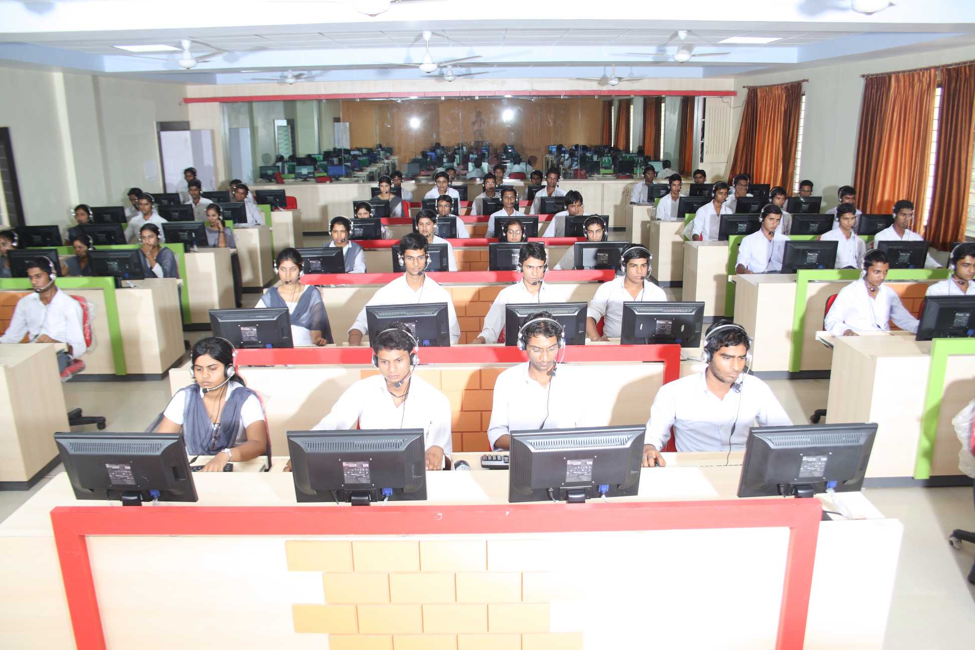 Technocrats Group of Institutions Bhopal Computer Lab photo 20