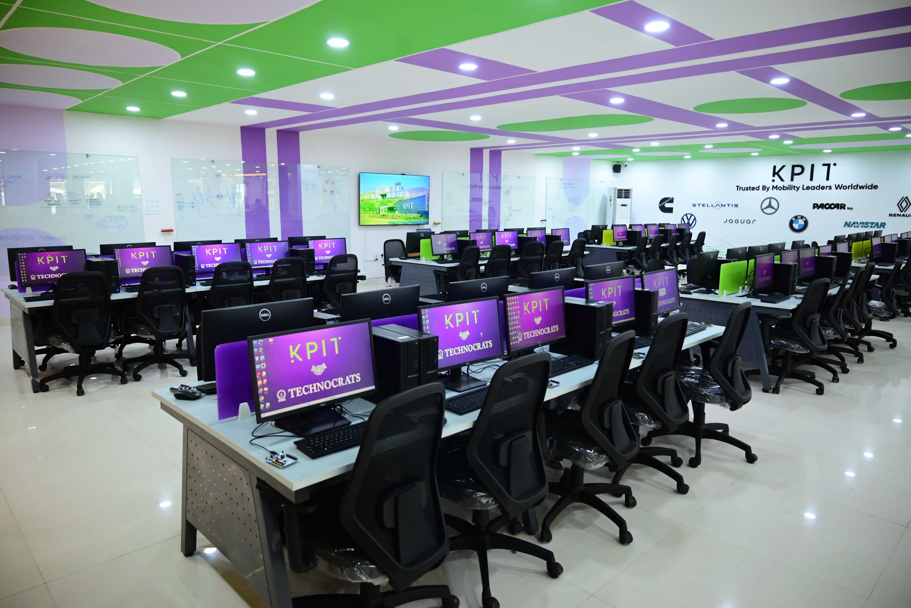 Technocrats Group of Institutions Bhopal KPIT Mobility Lab photo 7