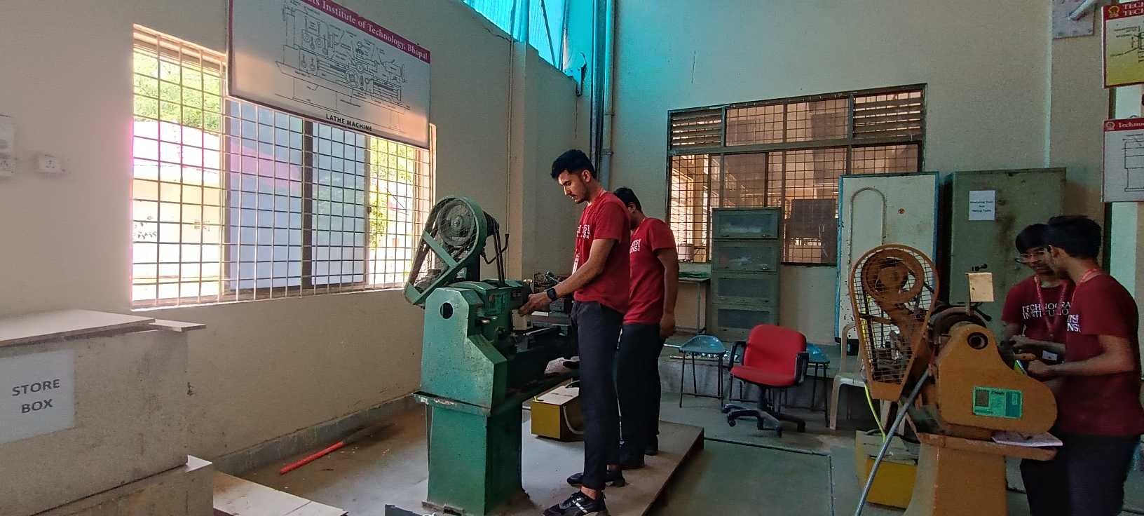 Technocrats Group of Institutions Bhopal Labs photo 26