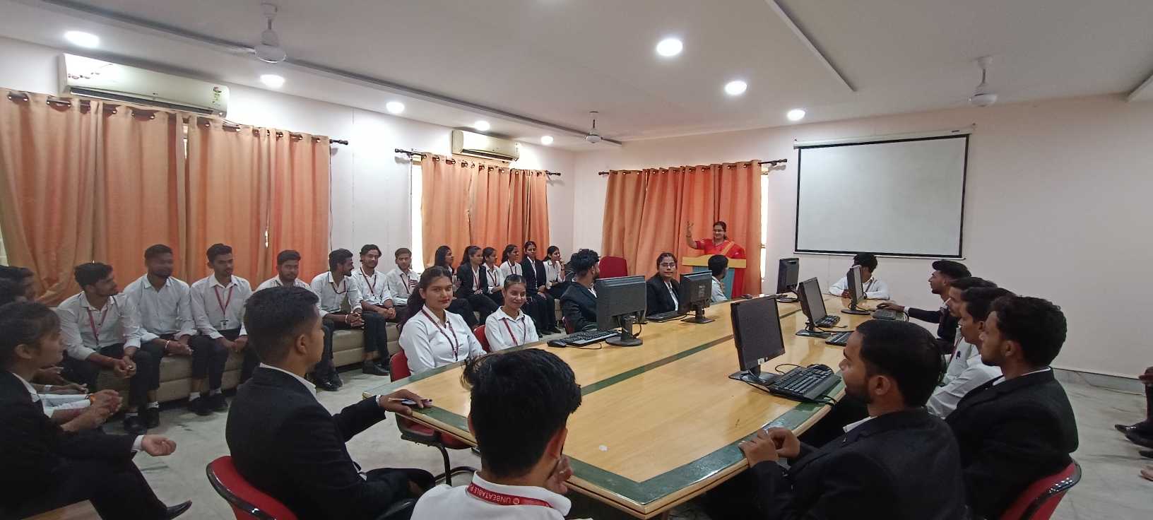 Technocrats Group of Institutions Bhopal MBA photo 4