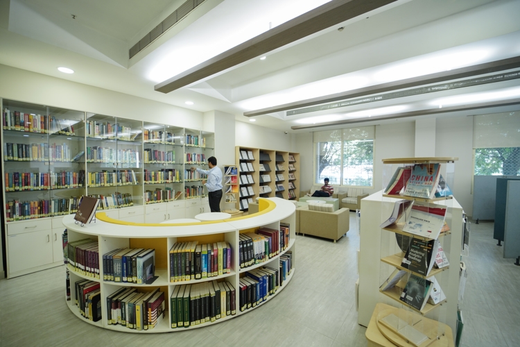 SPJIMR Campus photo 1