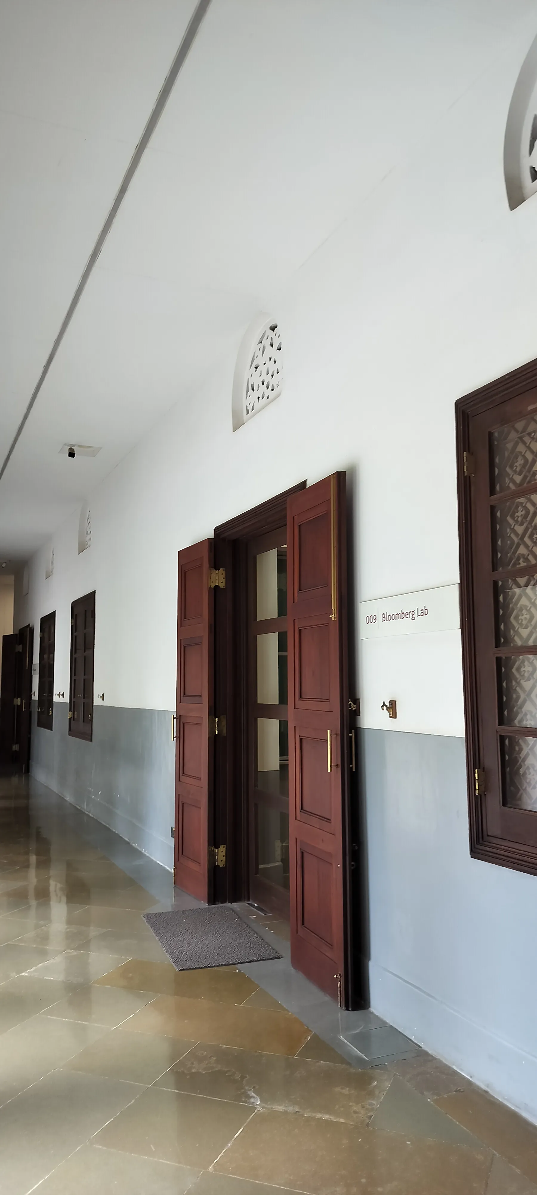 Ahmedabad University, School of Engineering and Applied Science Corridor photo 1