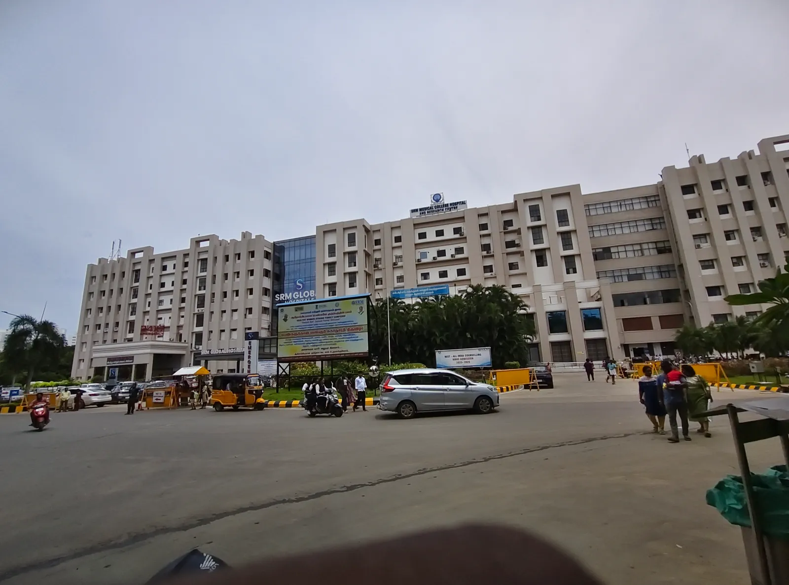 SRM University Chennai Campus photo 9