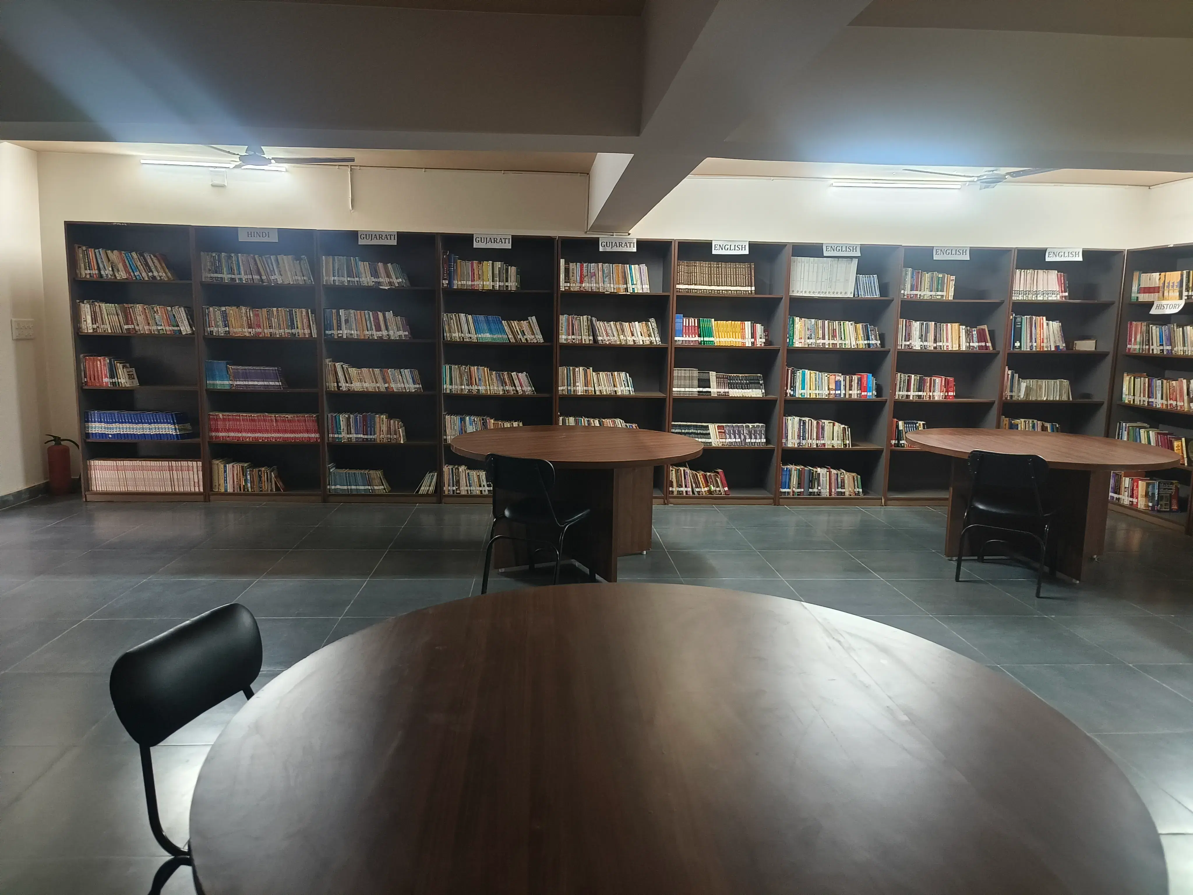 Sabarmati University Ahmedabad Academic Building photo 16