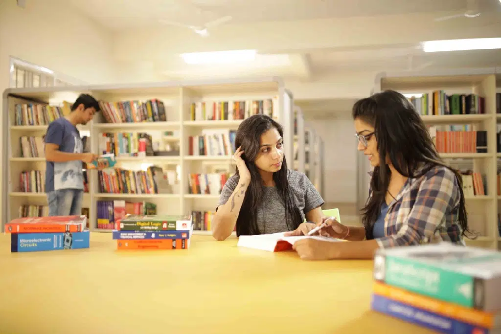 VIT Bhopal Academic Building photo 41
