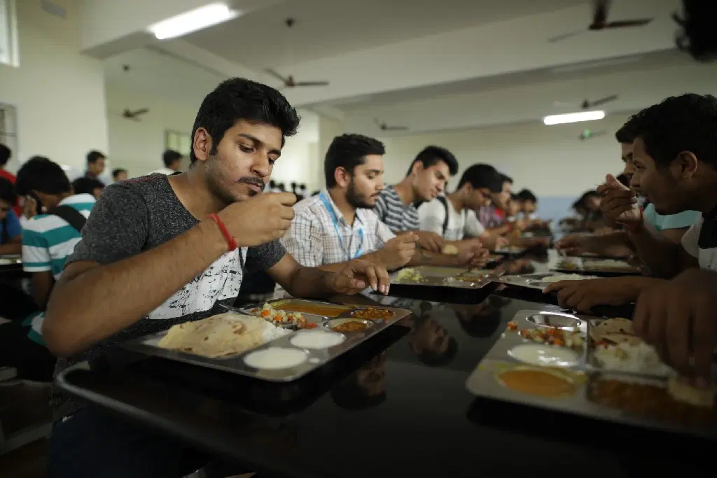 VIT Bhopal Canteen photo 6