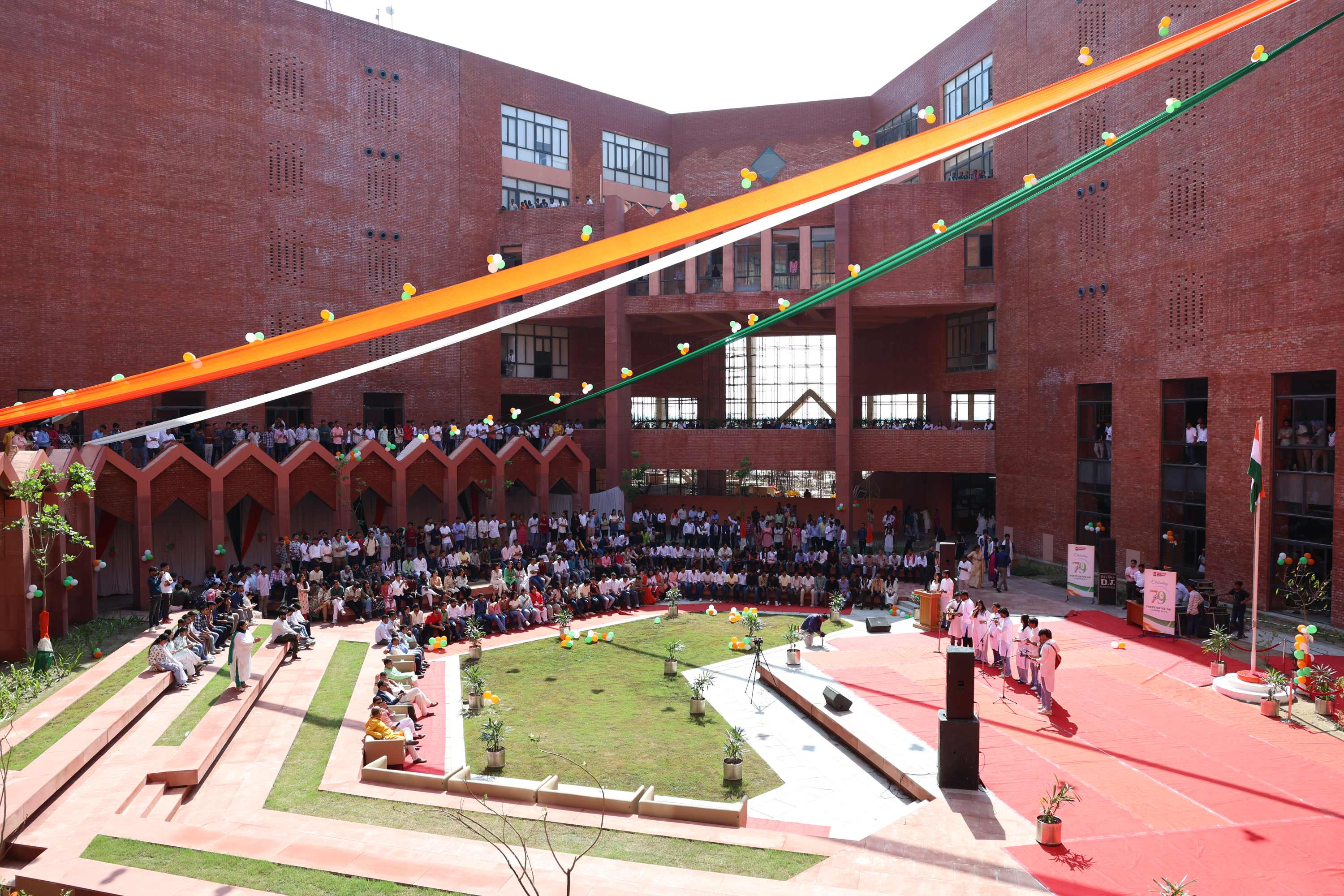 Chandigarh University Lucknow Auditorium photo 8