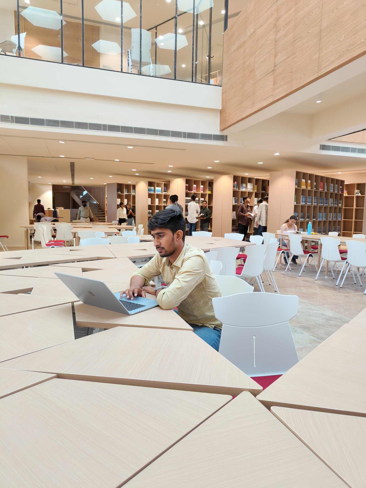 Chandigarh University Lucknow Library photo 8