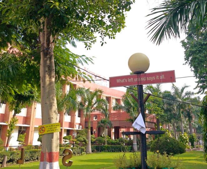 Shyam Lal College Sports and Ground photo 9