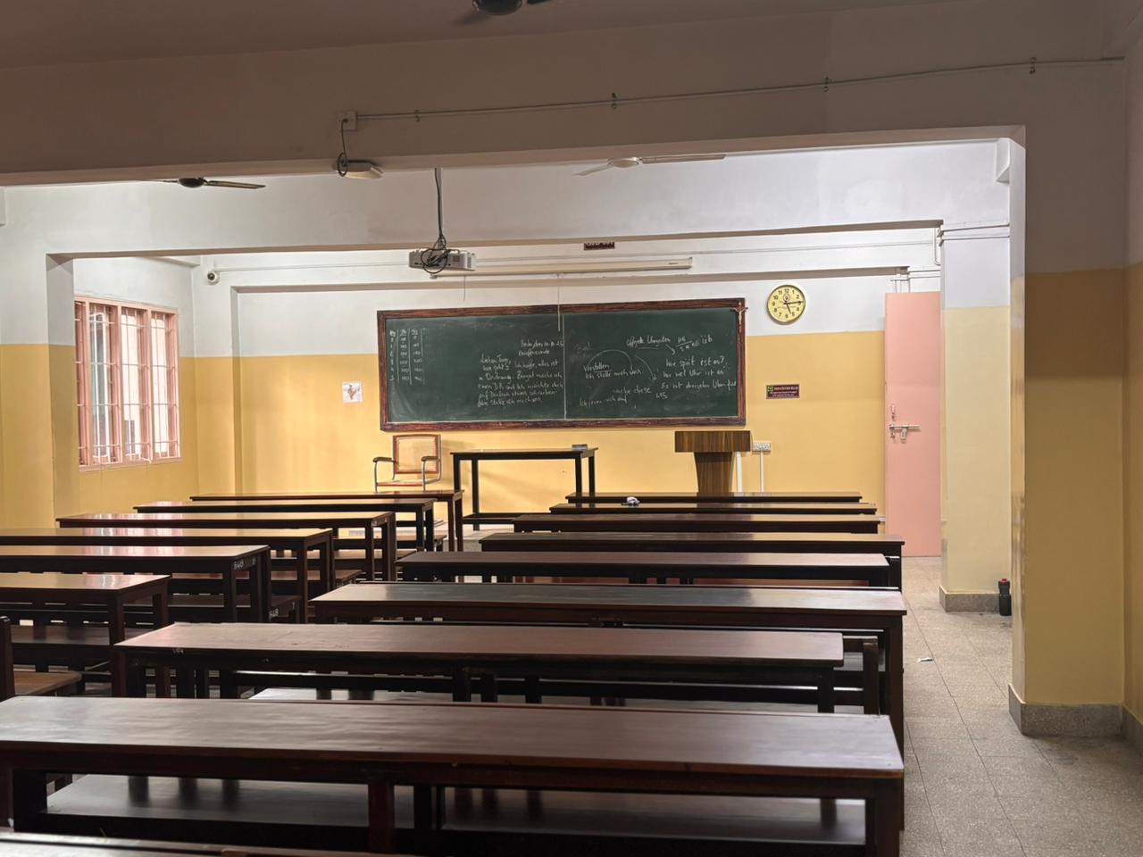 Mount Carmel College Autonomous Academic photo 14