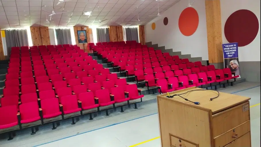 Shoolini University Solan Academic photo 12