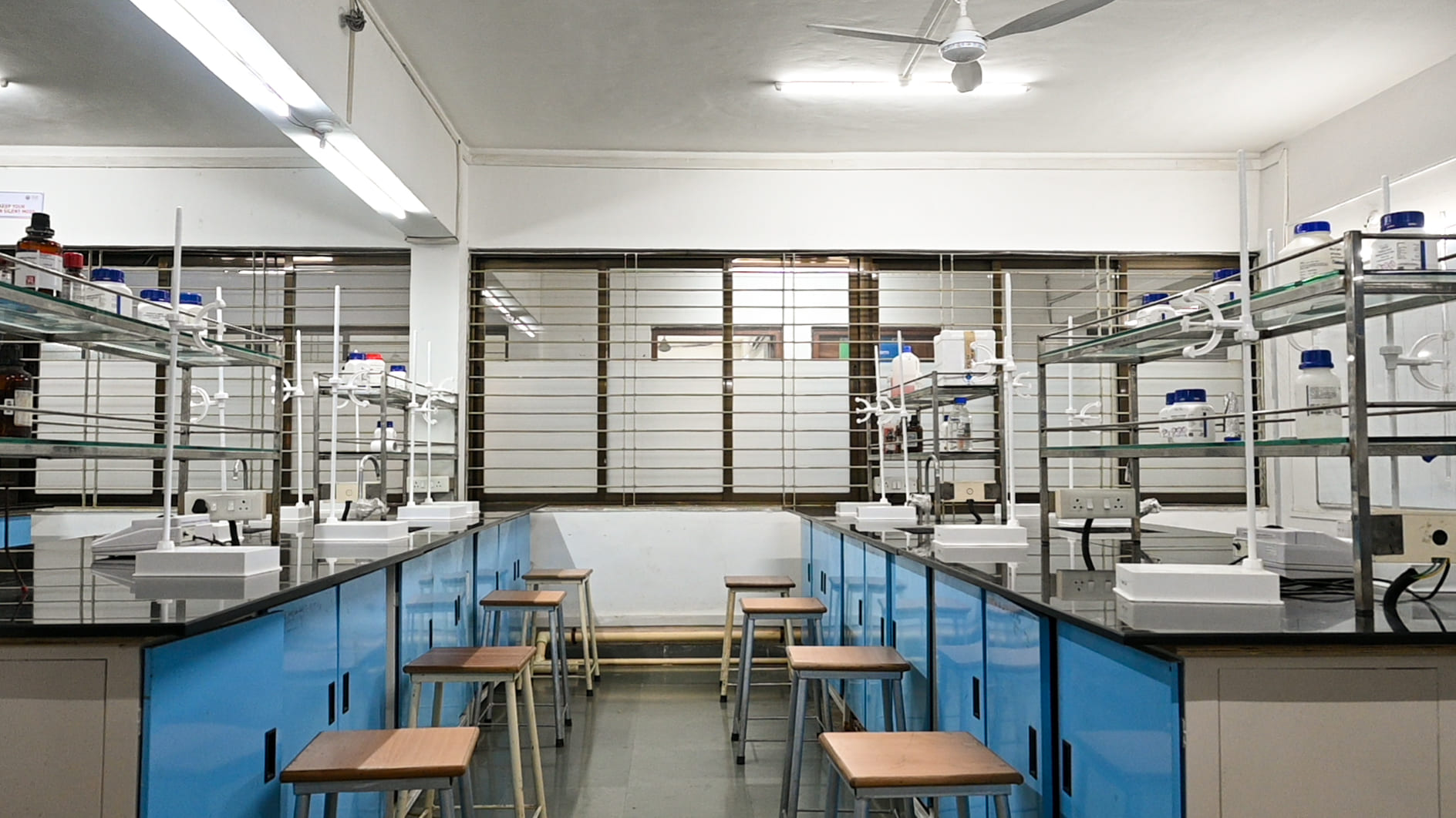 MIT School of Bioengineering Sciences and Research Pune Labs Activity photo 11