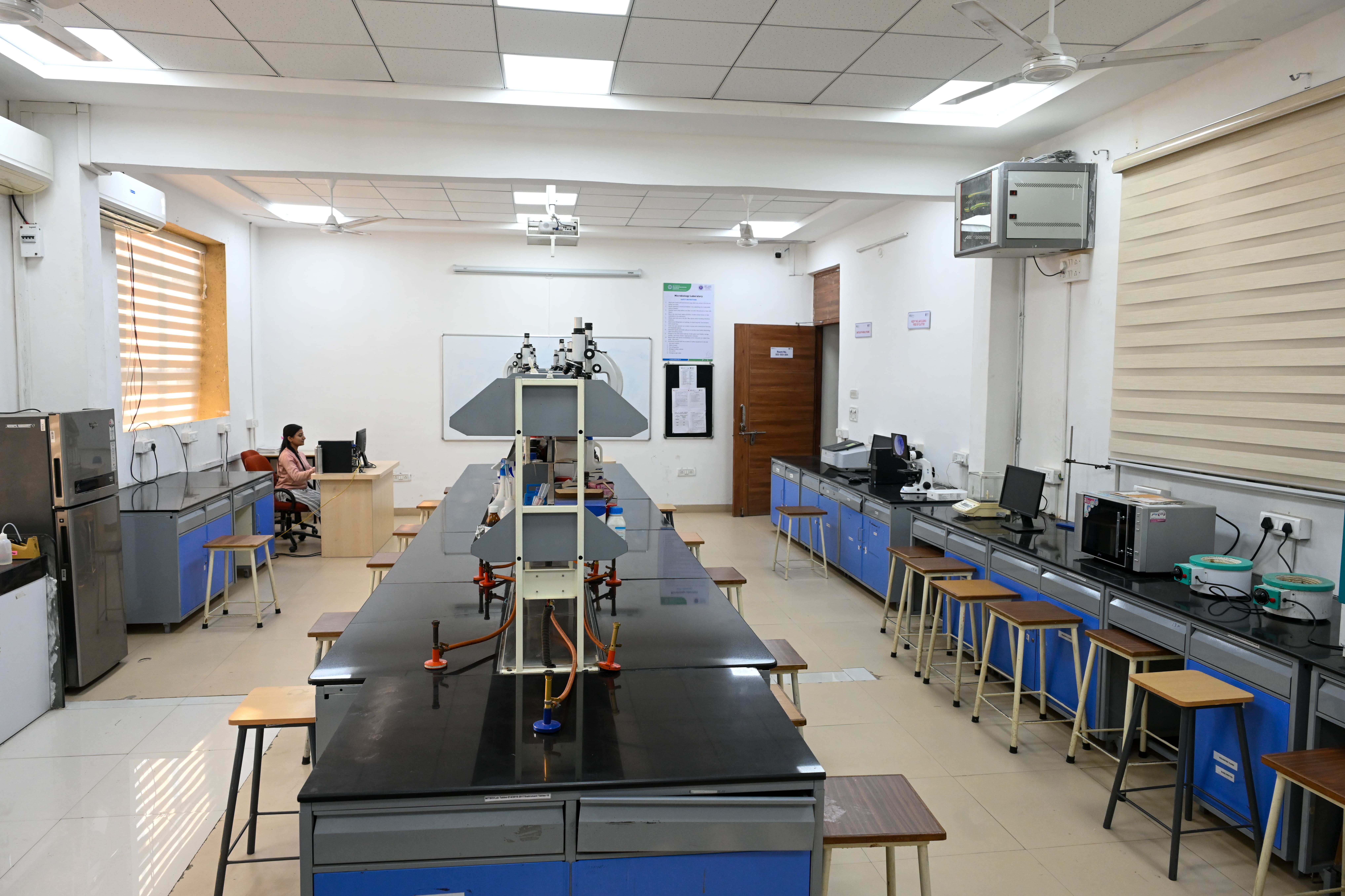 MIT School of Bioengineering Sciences and Research Pune Labs Activity photo 13
