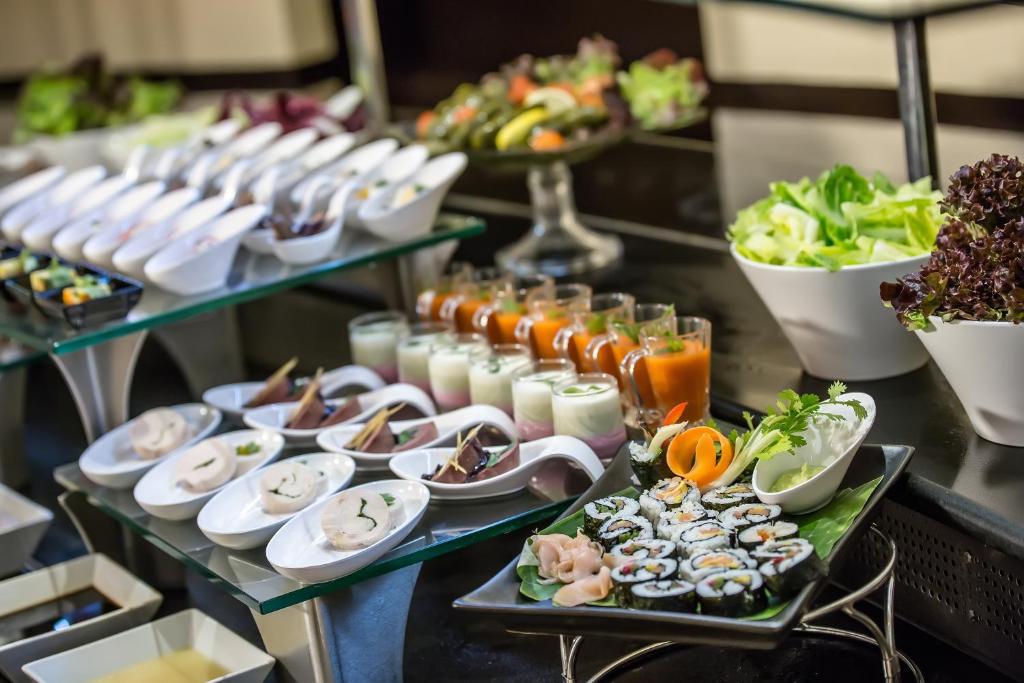 Emversity School of International Hospitality,Goa Sunday Hotel Holiday International Dubai photo 4
