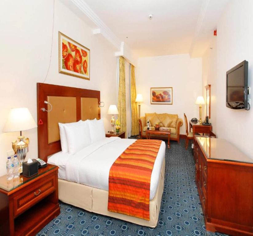 Emversity School of International Hospitality,Goa Sunday Hotel Holiday International Dubai photo 35